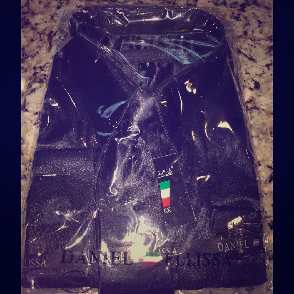 NWT.  Daniel Elissa Boys Black Shirt, Tie,& Hankie